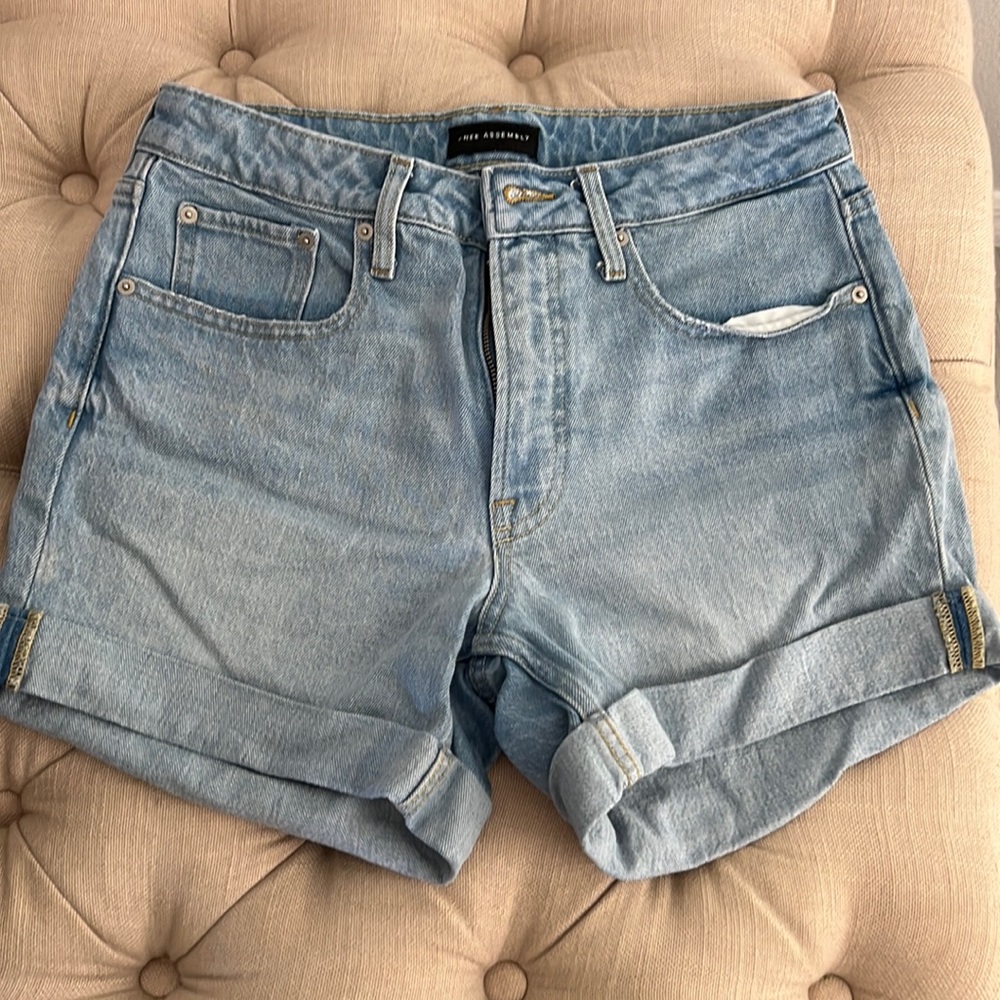 Women short
